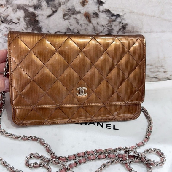 🚩steal Authentic Chanel Tan Quilted Crossbody Bag with Chain - Picture 3 of 12
